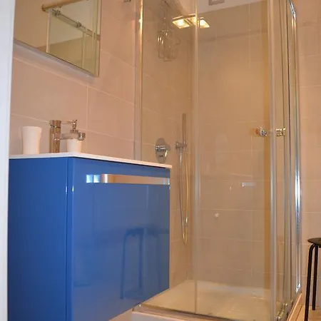 Virgin Apartman